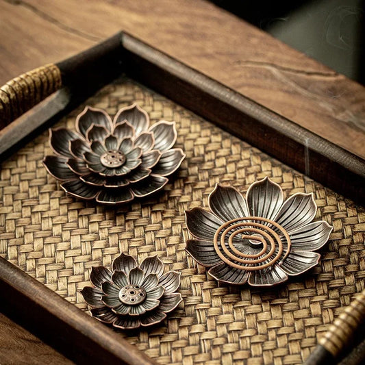 Porte encens lotus plateau