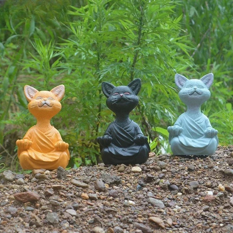 statue chat trio