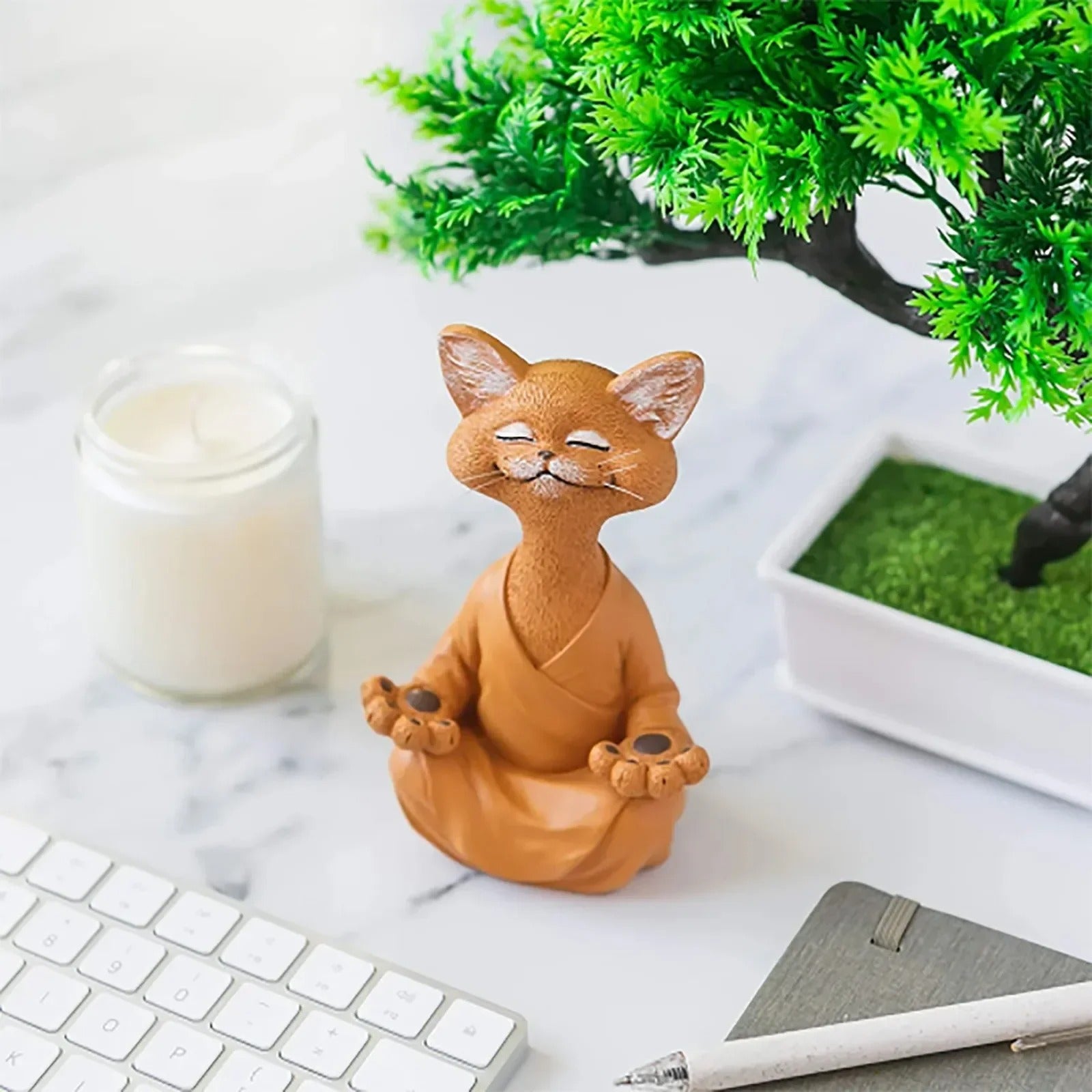 statue chat orange