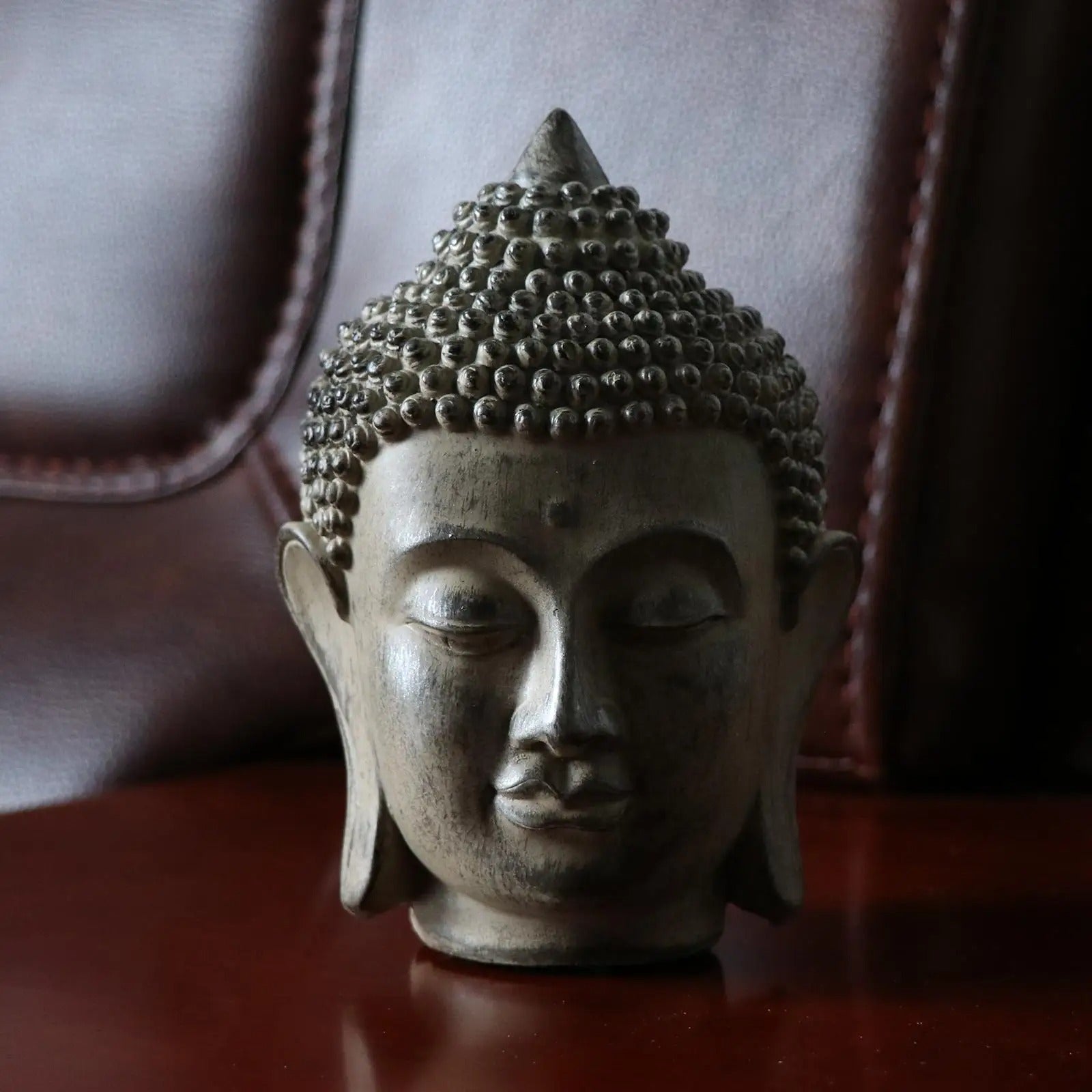 statue tete bouddha face